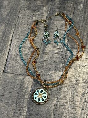 Beaded Teal & Amber Flower Pendant Necklace and Earrings